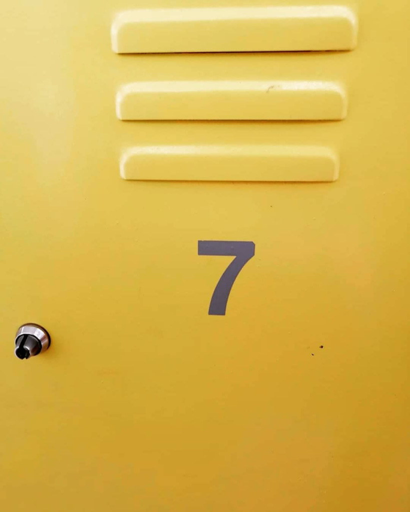 Door locker with number 7